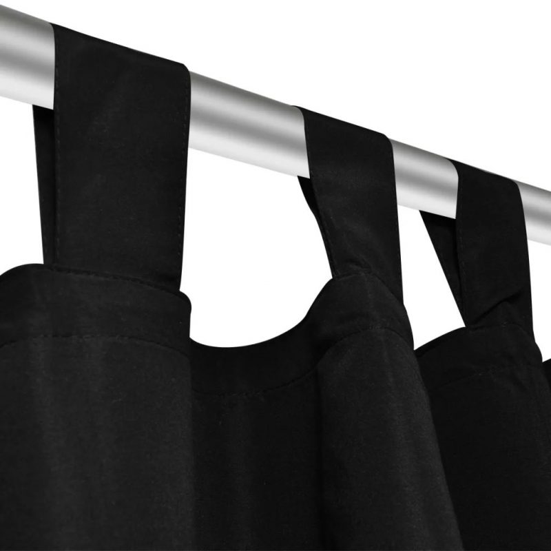 2 kosa črnih satenasih zaves z obročki 140 x 225 cm
